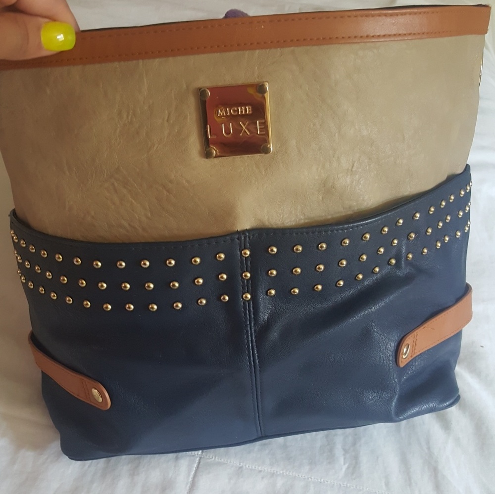Miche  new luxe  Demi shell.